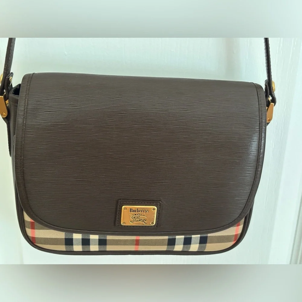 Burberry Nova Check Canvas and Brown Leather Shoulder Bag - Picture 1 of 11